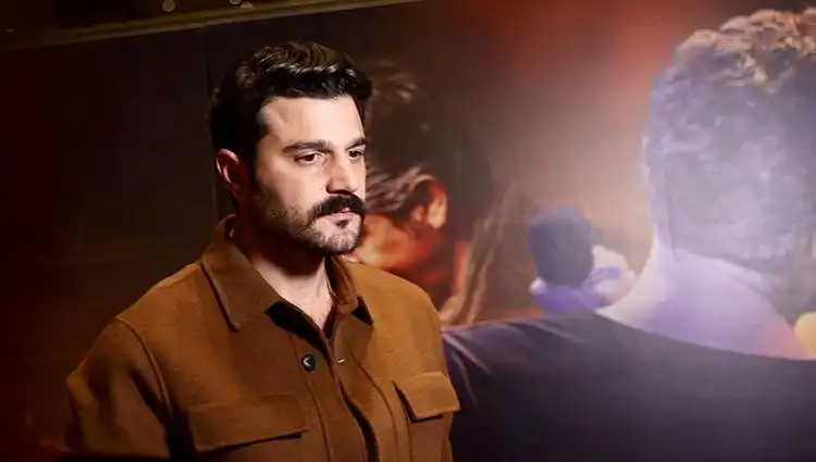 Murat Göğebakan: Kalbim Yaralı Dizi Oyuncuları ve Karakterler