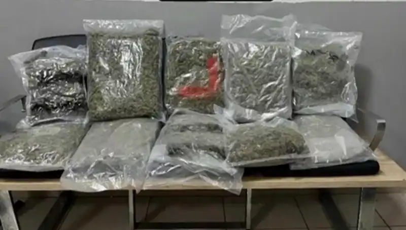 İzmir'de 1 Haftada 92 Şüpheli Yakalandı, Komiserden Açıklama Geldi