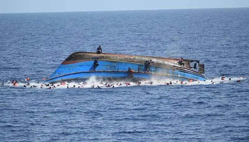 Filipinler'de Feci Gemi Kazası: Can Kaybı Artıyor, Kurtarma Çalışmaları Devam Ediyor
