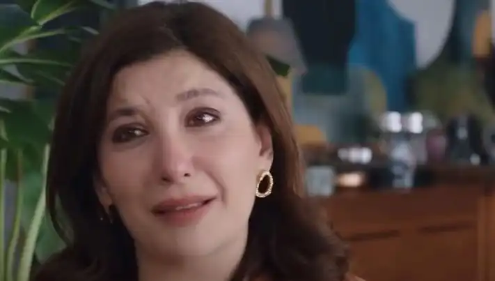Kızılcık Şerbeti'nde Meri'nin Ayrılışı İzleyicileri Şaşırttı: Gerçek Nedir?