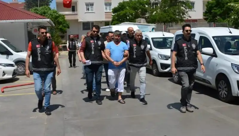 Lüleburgaz'da Fuhuş Operasyonu: 15 Gözaltı ve 6 Adrese Baskın