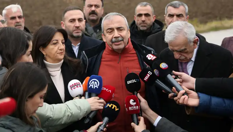 İmralı'dan PKK'ya Çarpıcı Mesaj: Öcalan'ın Şartları Neler?