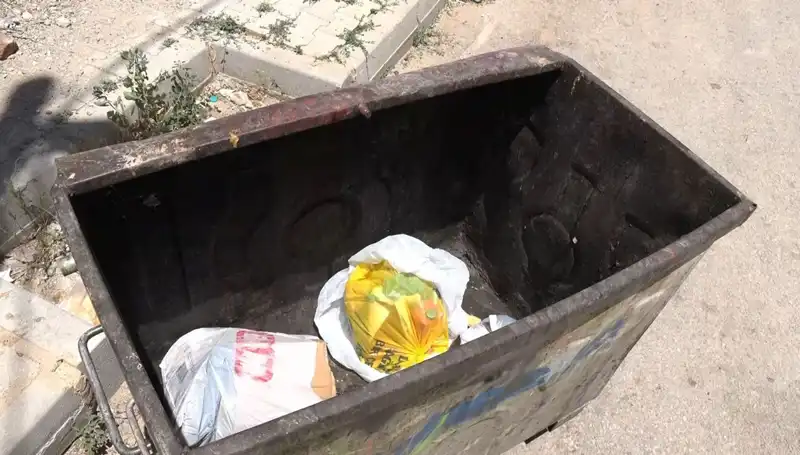 Evde Doğum Yapan Kadın, Bebeğini Çöpe Attı: Olayın Detayları Şok Edici