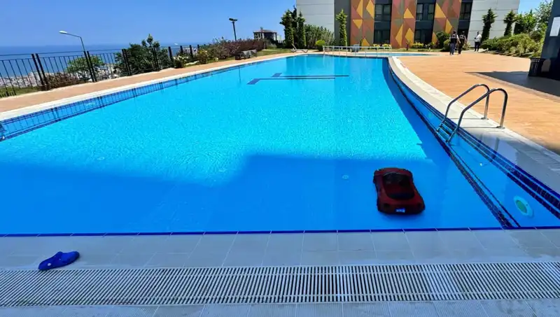 Samsun’da Uğursuz Bir Gün: 4 Yaşındaki Çocuk Akülü Arabasıyla Havuzda Can Pazarı Verdi