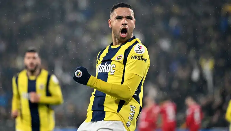 Fenerbahçe'de Golcü Takası: İki Yıldız Birbirine Kavuşuyor!