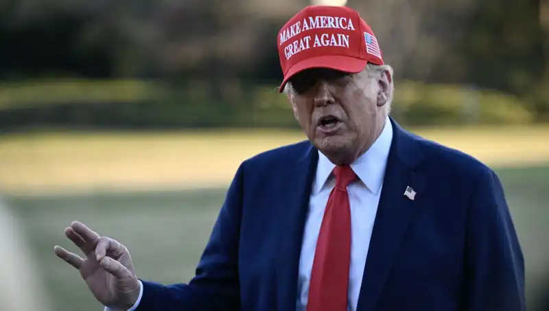 Trump’tan Kendini Öven Açıklama: Ukrayna’nın Rolü ve Savaş Tehditleri