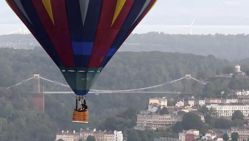 Hollanda’da Sıcak Hava Balonu Faciası: 5 Kişi Hayatını Kaybetti!