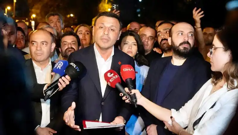 CHP İstanbul İl Başkanı Özgür Çelik'ten Gündem Yaratan İfade