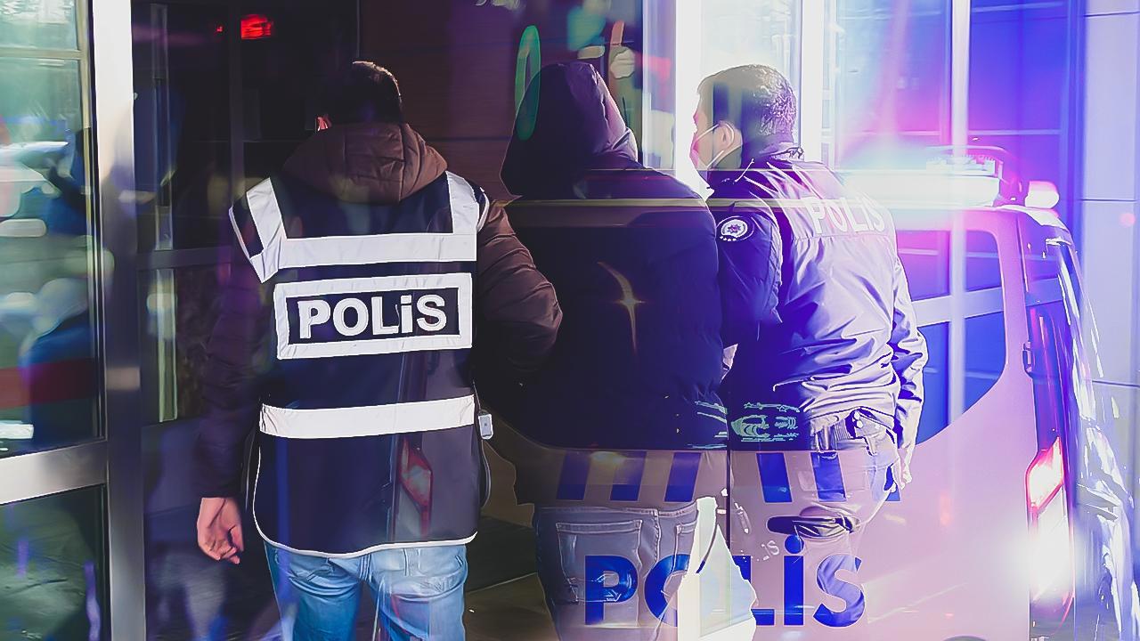 43 ilde gerçekleştirilen operasyon sonucunda terör örgütü PKK/KCK'ya yönelik 240 kişi gözaltına alındı.