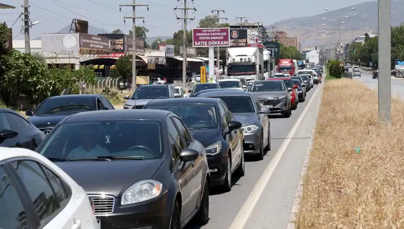 Aydın'dan Muğla'ya 60 Kilometrelik Araç Kuyruğu Neden Oluştu?