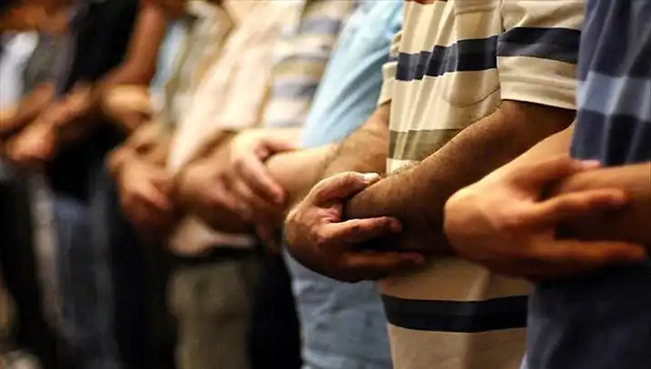 Cenaze Namazı Hakkında Bilmeniz Gerekenler: Nasıl Kılınır?