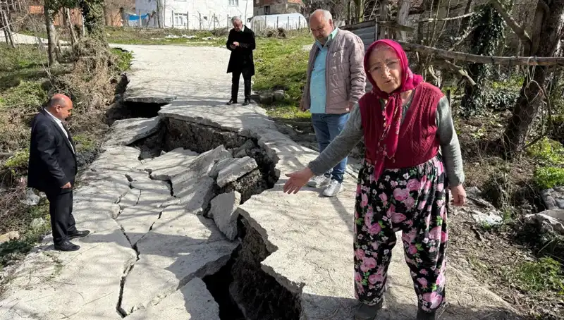 Diken Üstünde Bekleyen Mahalle: Heyelan Yolu Çökerken Neler Oluyor?
