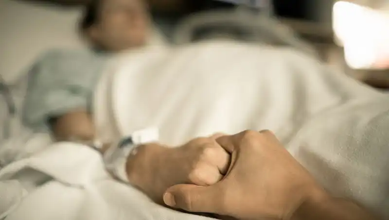 Kanser Belirti Vermeden Yayılabilir mi? Öğrenmeniz Gereken 5 Sessiz Tehdit