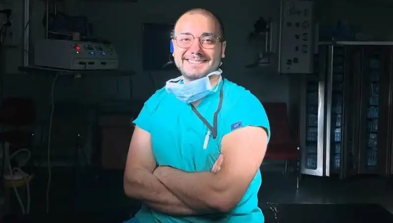 Niğde Hastanesinde Sapık Saldırı: Doktora Bıçakla Saldırdılar!