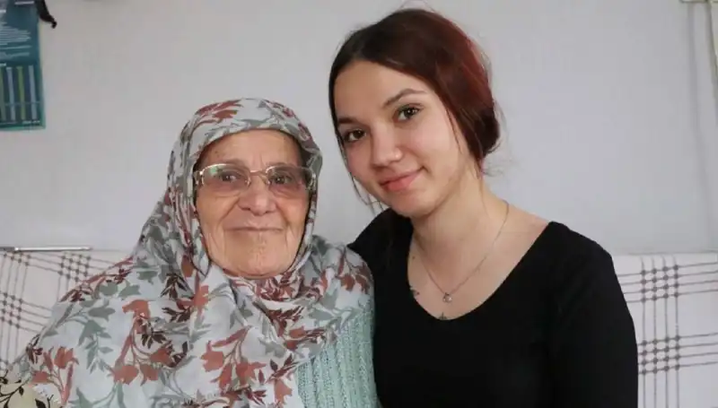 Anneanne Terliği Silah Olarak Değerlendirildi: 4 Yıl Hapis Cezası!