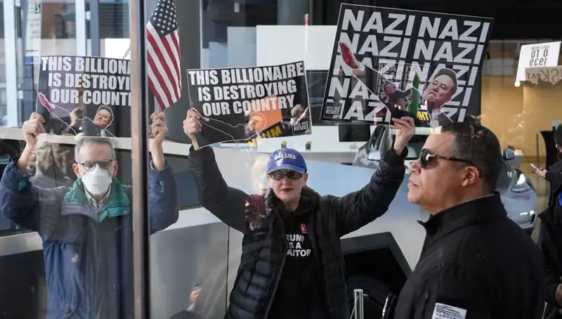 Elon Musk’a Protestolar: Trump Dönemindeki Rolü Tartışma Konusu