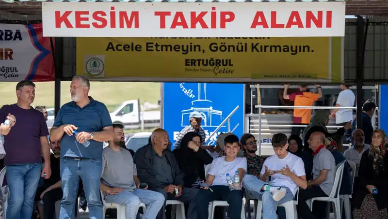 Kurban Bayramı Öncesi Ankara'da Kurban Pazarlarının Canlılığı Artıyor