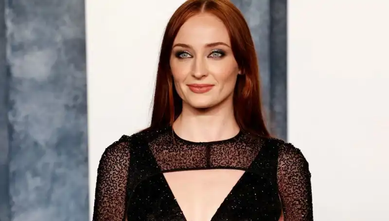 Game of Thrones Yıldızı Sophie Turner, Hangi Yorumdan Dolayı Sinirlendi?
