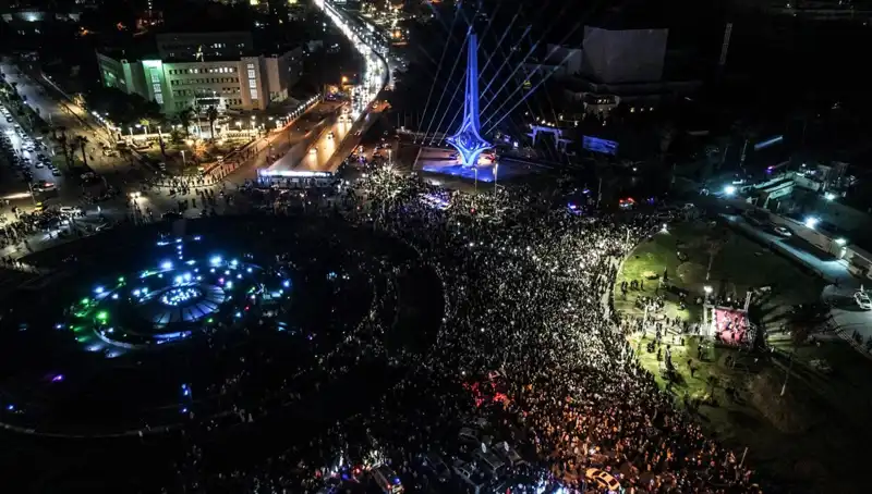 Suriye Devrimi'nin 14. Yıl Dönümü: Türkiye ve Dünyada Kutlamalar Coşkuyla Gerçekleşti