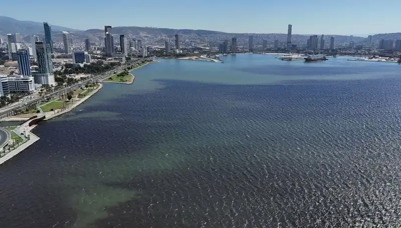 İzmir Körfezi'nde Kötü Koku: Sebebi ve Alınan Önlemler Nedir?