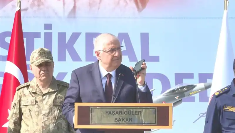 Cumhurbaşkanı Erdoğan'dan Mehmetçiğe Bayram Tebriği: Vatan Borcumuzu Ödemeye Devam