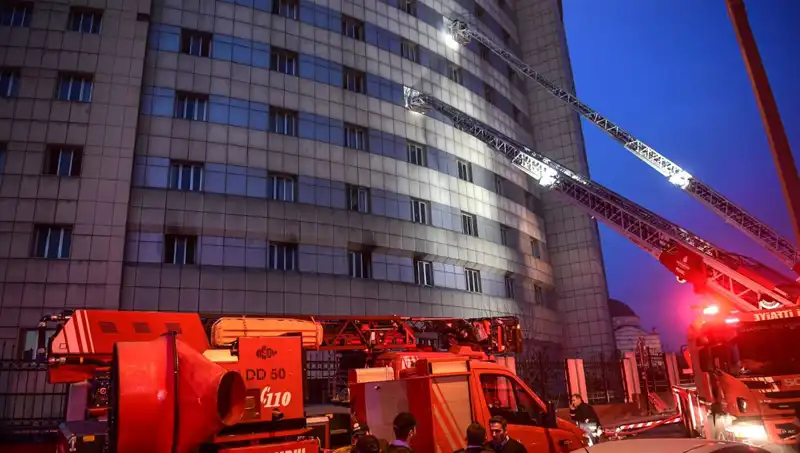 Yüksek Katlı Binalarda Yaşayanları Tehdit Eden Gizli Tehlike: İtfaiyeciler Uyarıyor
