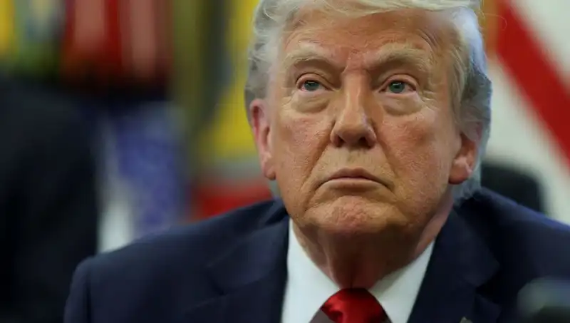Trump, Küresel Güçteki Etkisini Açıkladı: "Ülkeyi ve Dünyayı Yönetiyorum"