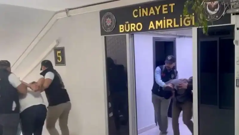 Silahlı Saldırıların Ardındaki Karanlık Güç: 9 Suçlu Tutuklandı